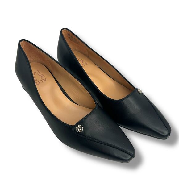 Naturalizer Black Low Heel Pumps Size 7 Chunky Kitten Heel Pointy Toe Heels - Picture 2 of 11